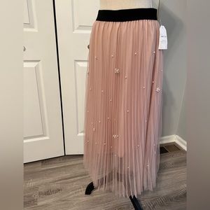 Never worn- long pink tulle midi skirt with pearls